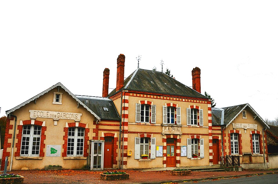 Ménétréol — sur — Sauldre mairie — écoles