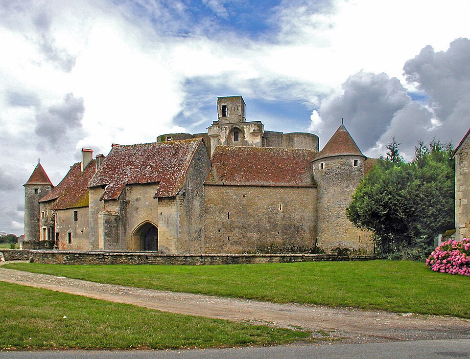Chateau de Sagonne 01