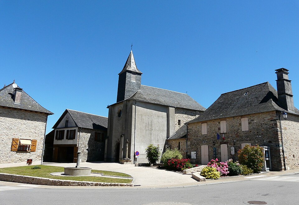 Le Chastang place de la Fontaine
