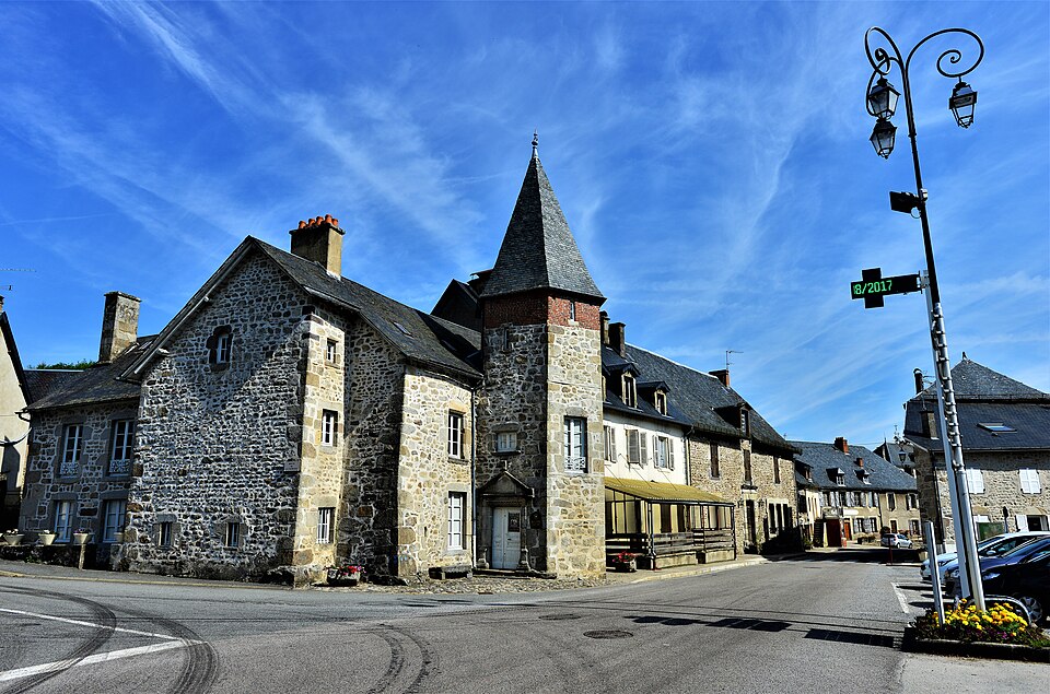 Eygurande, le centre du bourg