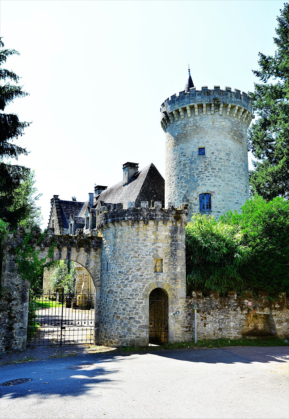 Le château (privé) de Favars