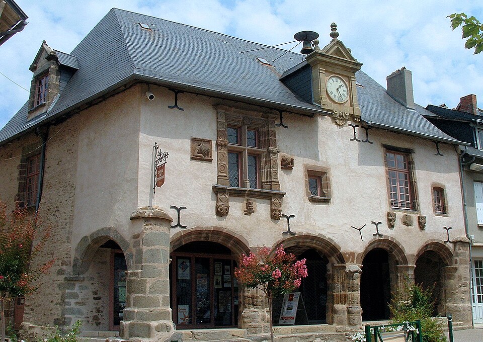 Lubersac — Maison Renaissance — 1