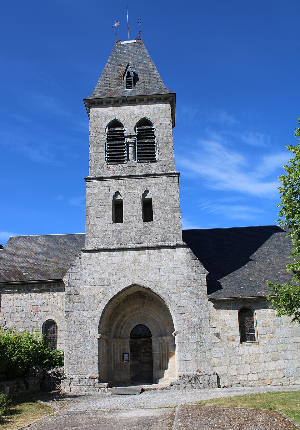 Maussac Eglise1