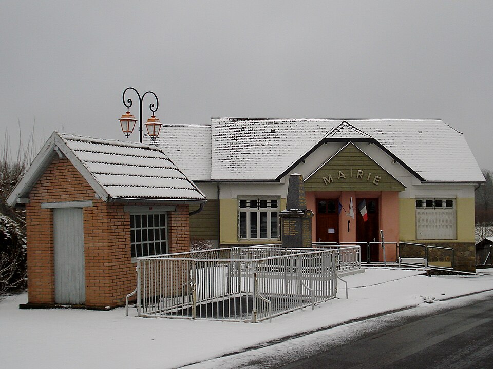 Roche — le — Peyroux Mairie