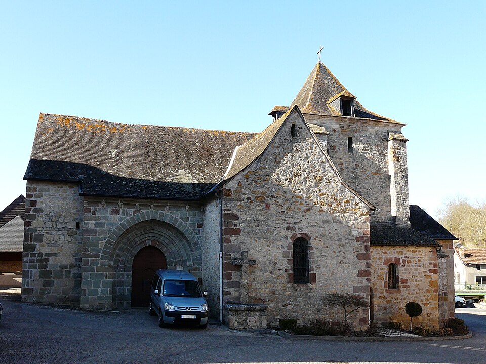 Saint — Cernin — de — Larche église