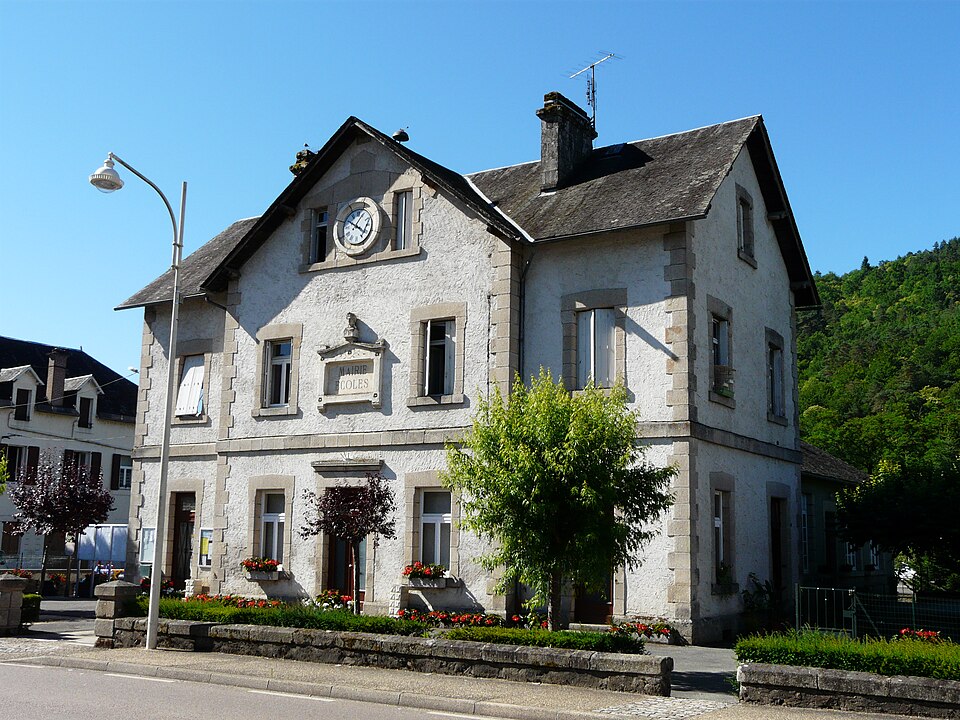 Saint — Chamant (19) mairie