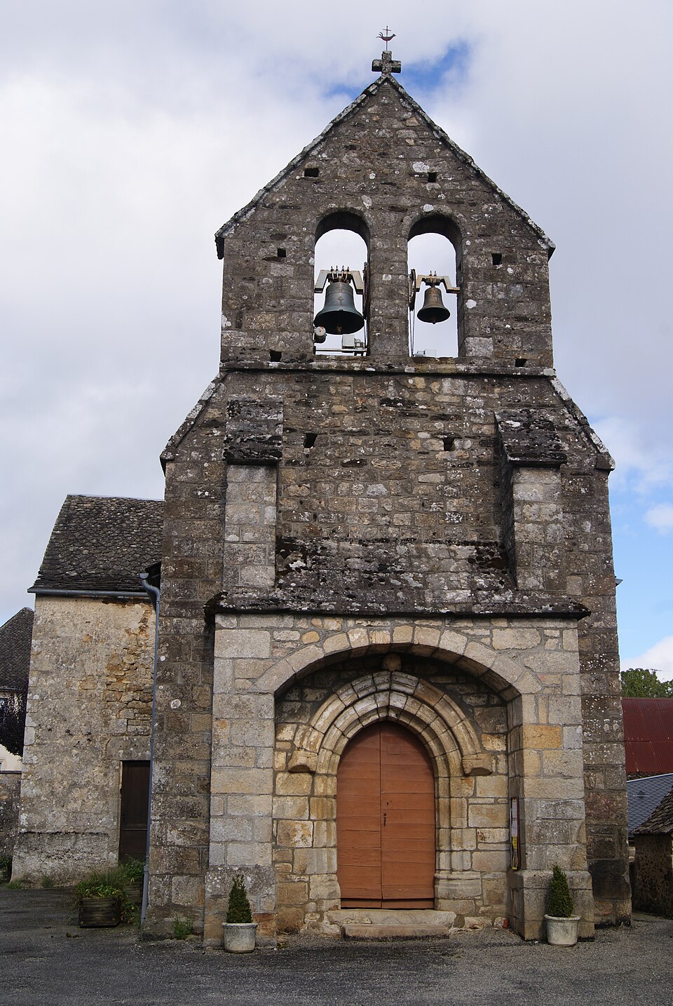 Eglise de Saint — Martial