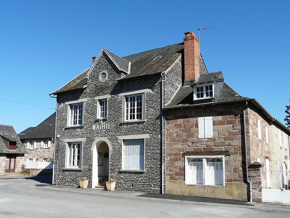 Saint — Viance mairie