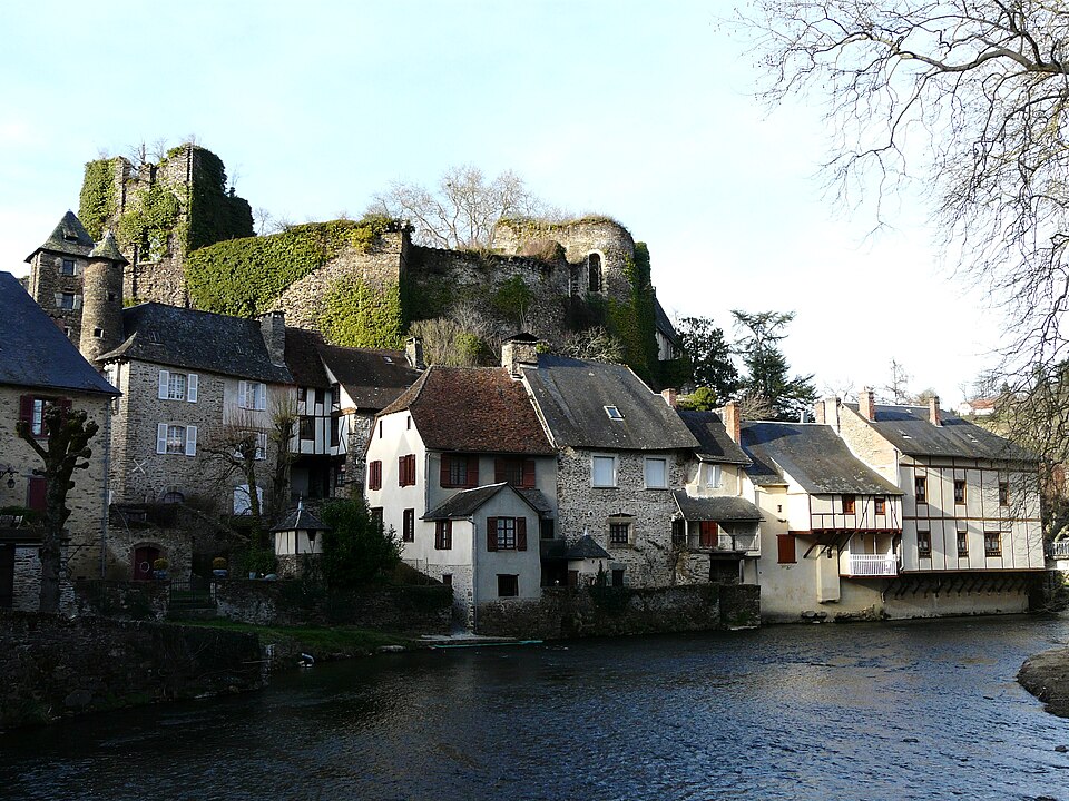 Ségur le Château bourg (6)