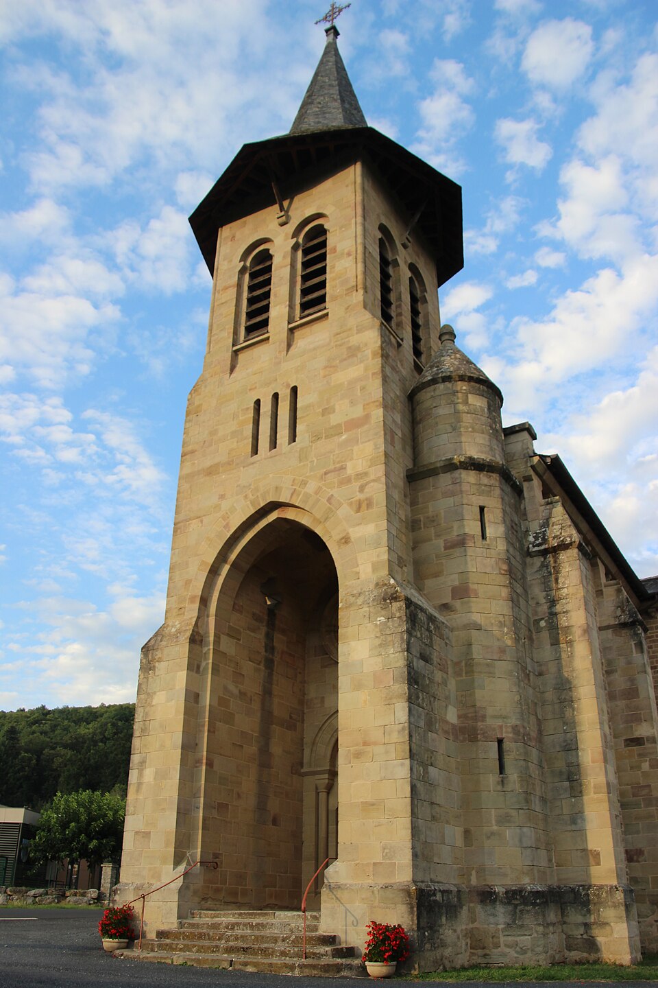 Tudeils clocher église