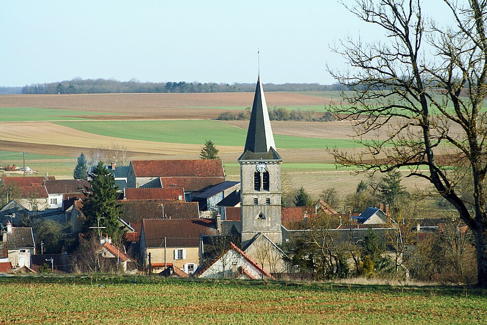 Asnières — en — Montagne FR21 village IMG3506
