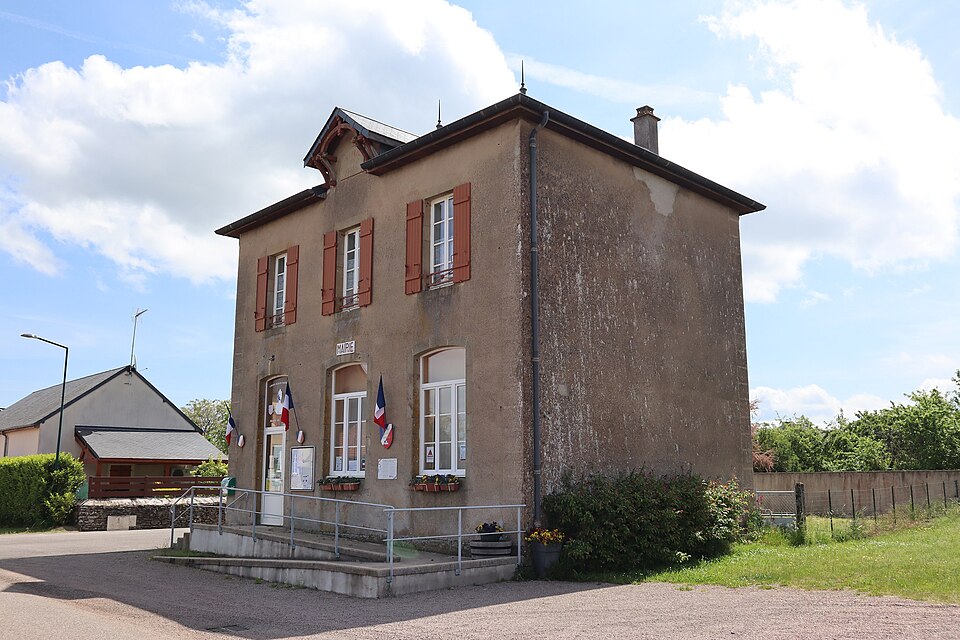 Brazey — en — Morvan (21) Mairie