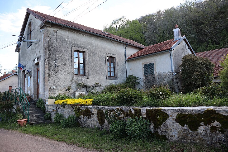 Champrenault (21) Mairie