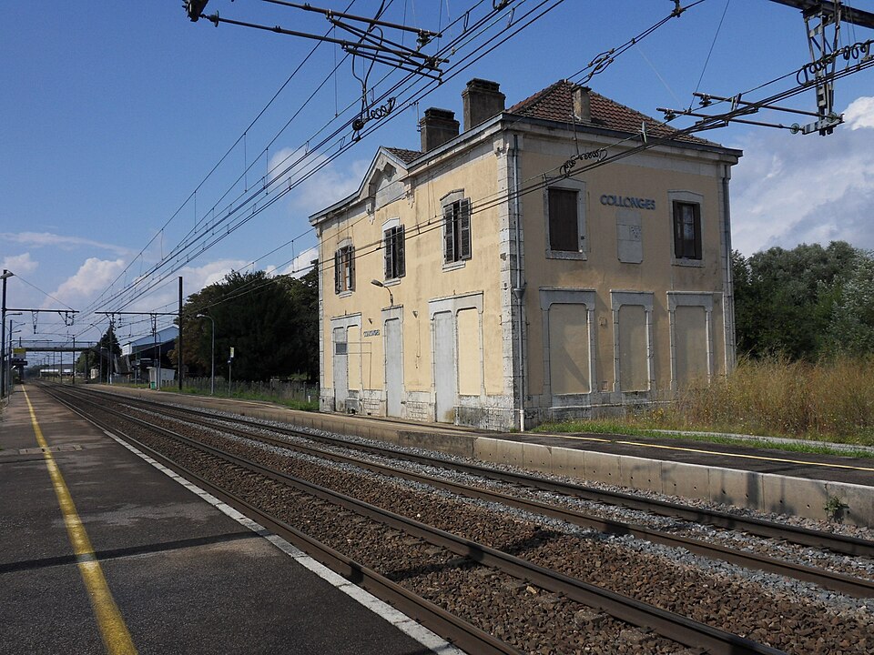 Gare de Collonges (Côte — d'Or)2