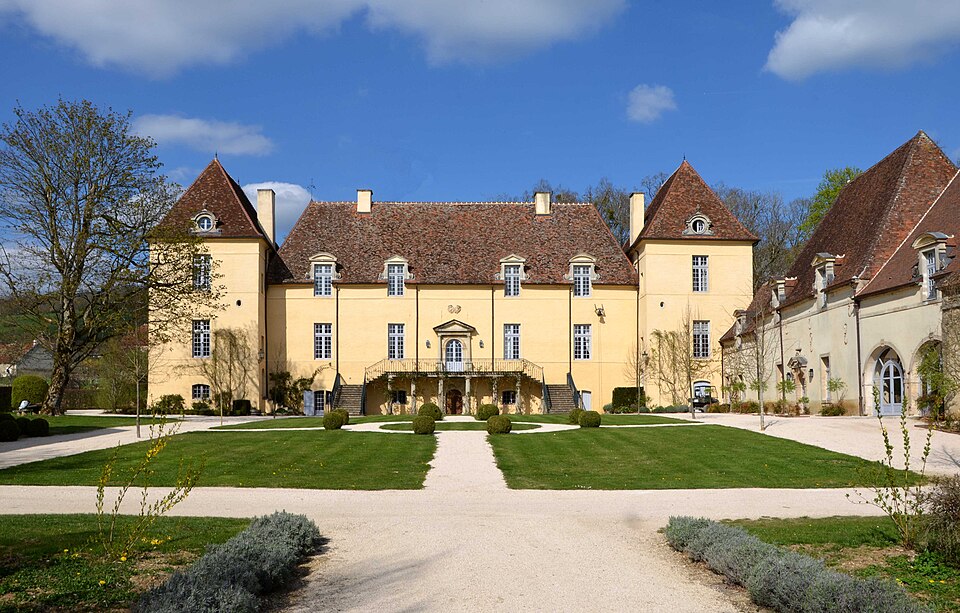 Chateau — a — Créancey — DSC 0530