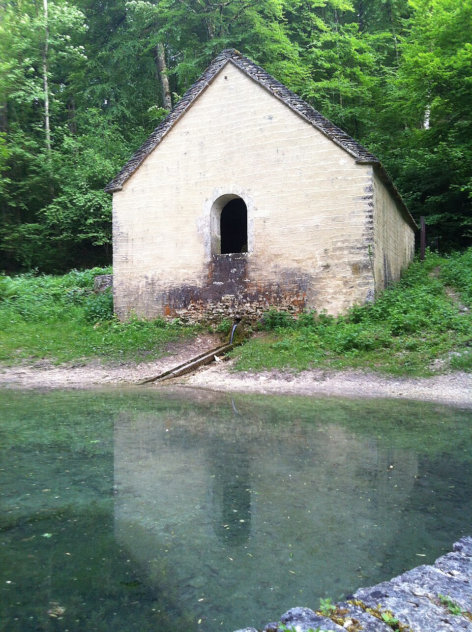 Lavoir et Fontaine des Essarts 05
