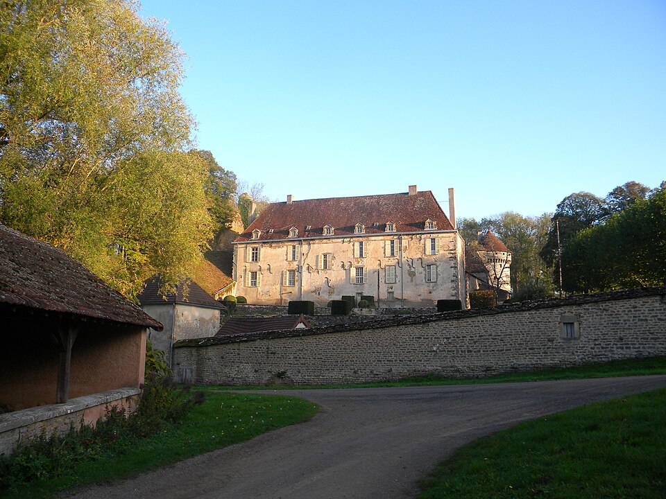 Antigny Kastelo
