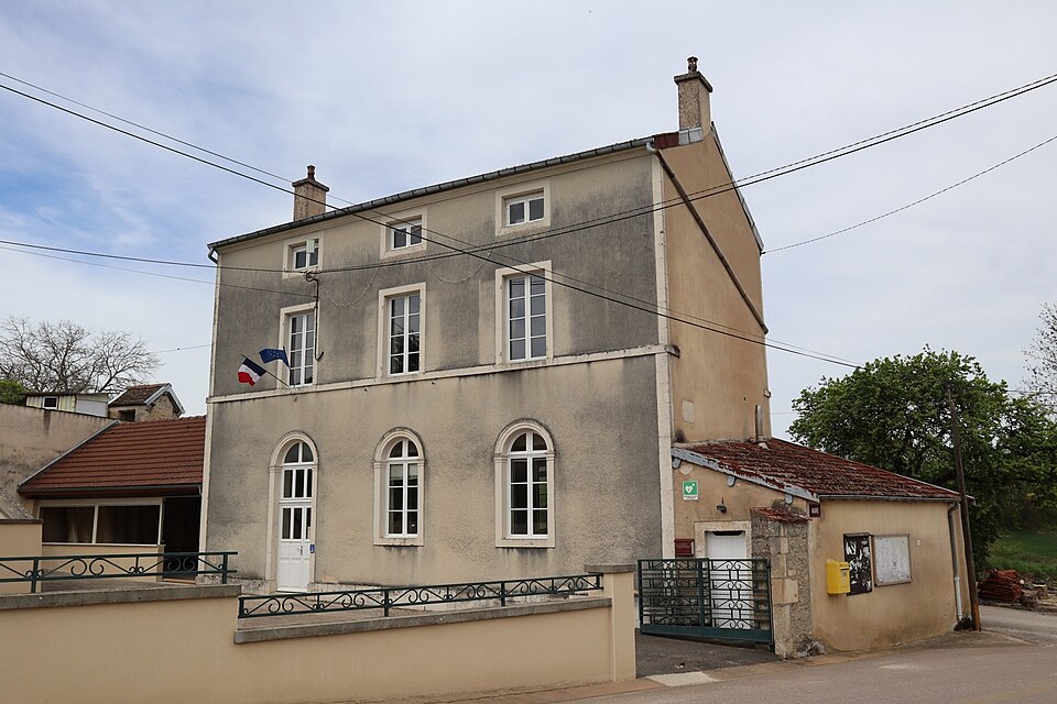 Fraignot — et — Vesvrotte (21) Mairie