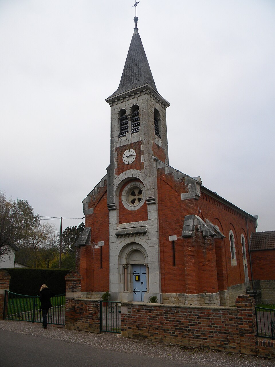 Preĝejo Saint — Marcel