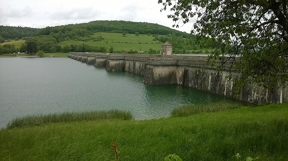 Réservoir de Grosbois — retenue coté aval