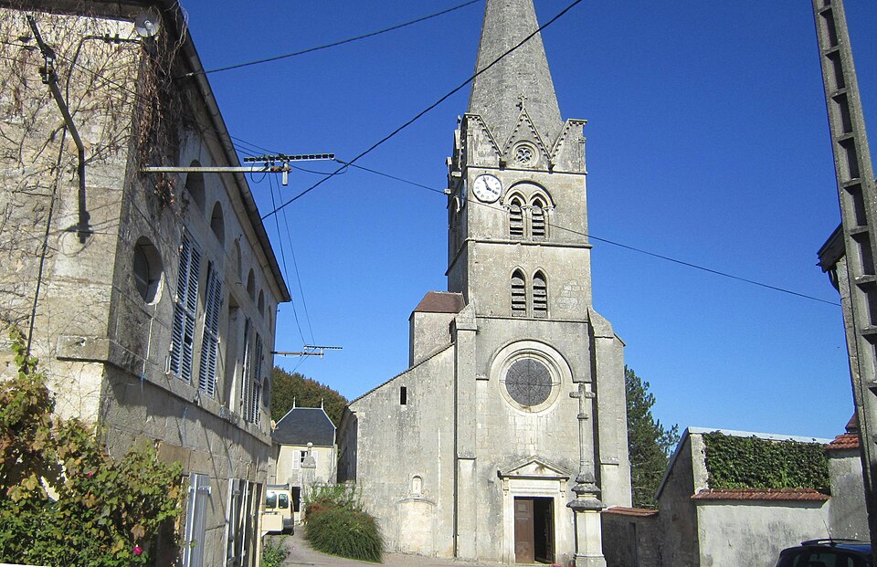 Gurgy — le — Château02