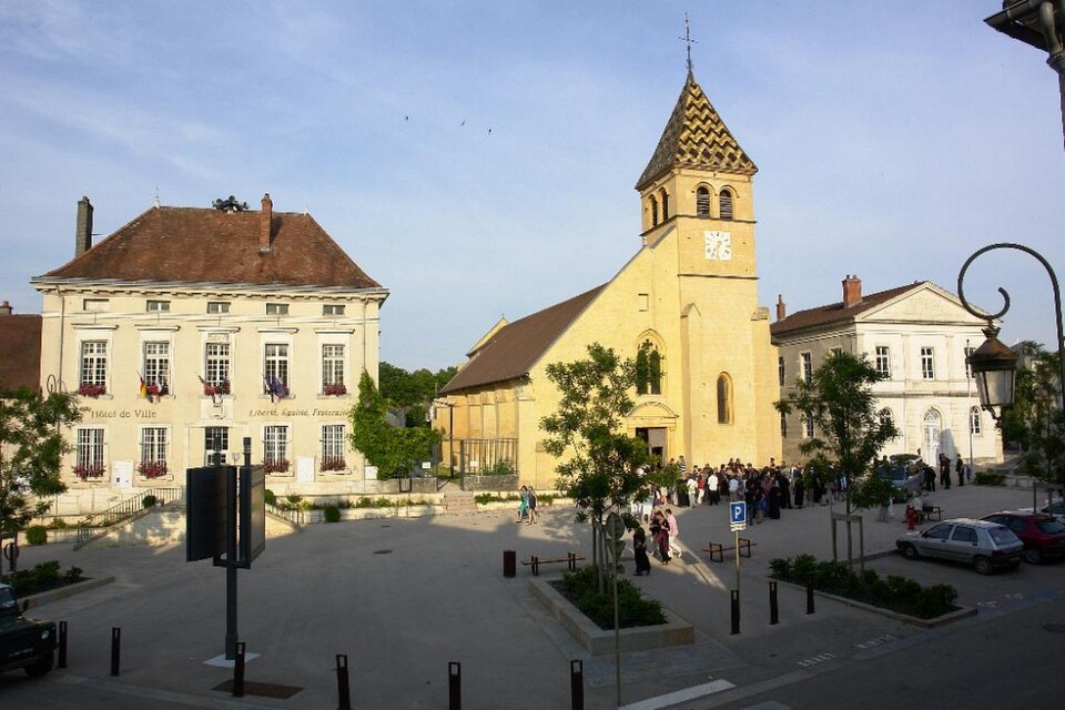Is — sur — tille — mairie