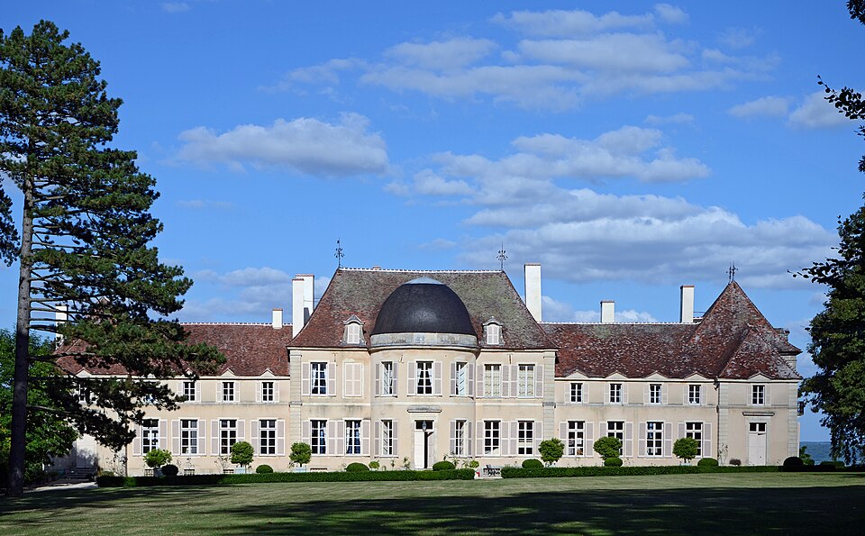 Chateau — de — Lantilly — dpt — Côte — d'Or — DSC 0068