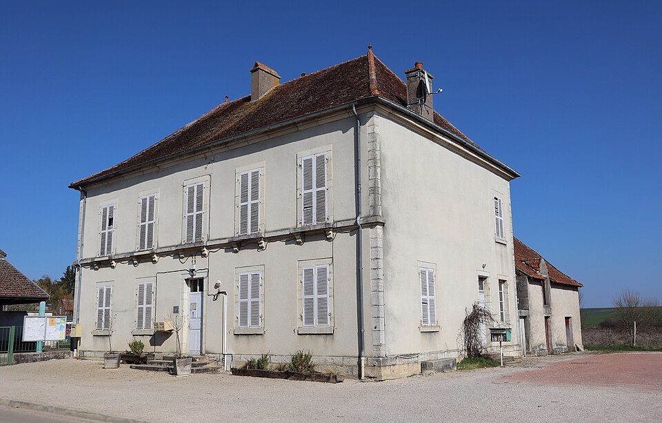 Magny — Saint — Médard (21) Mairie