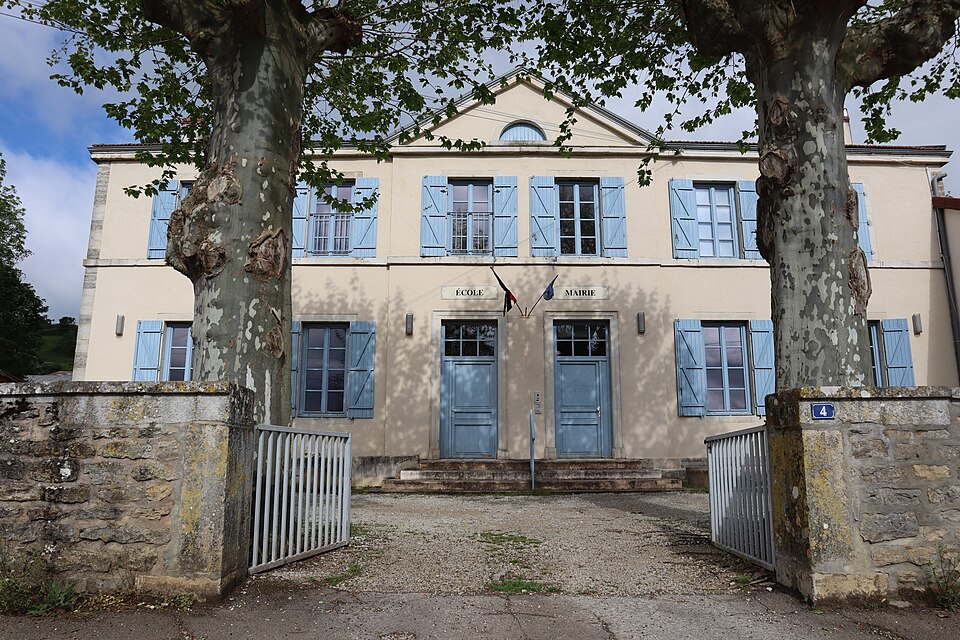 Mavilly — Mandelot (21) Mairie — école