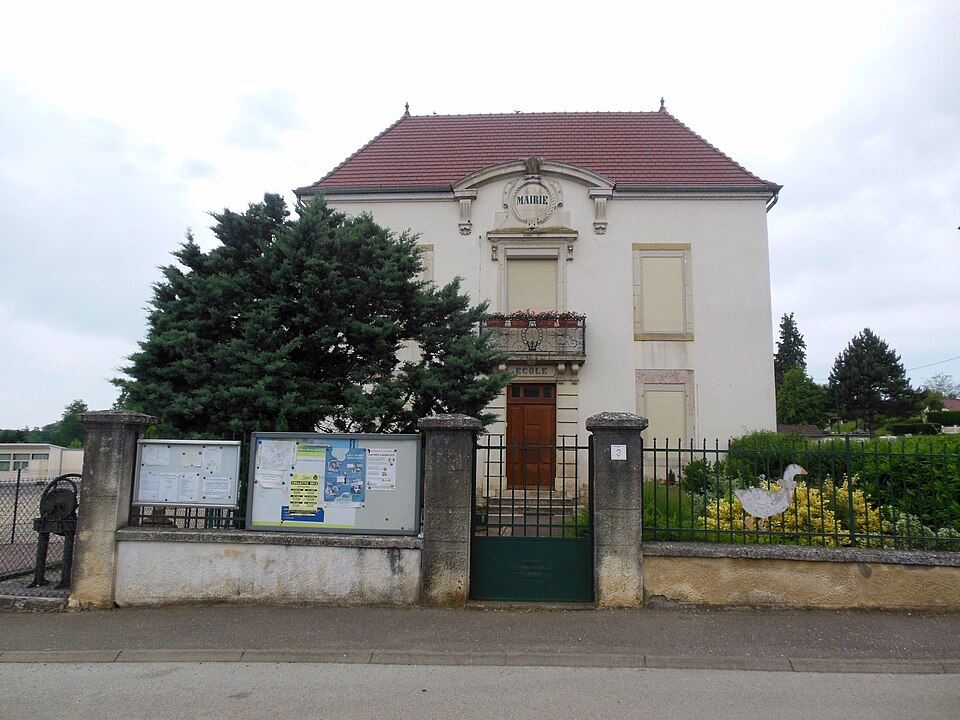 Mairie de Poncey — lès — Athée