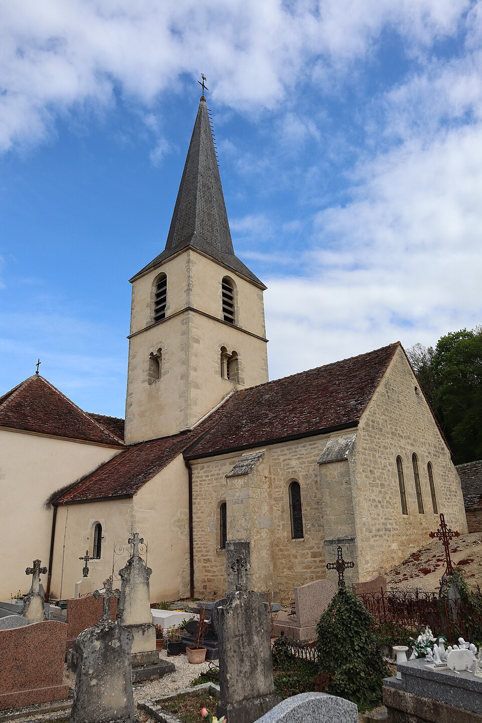 Saint — Germain — lès — Senailly (21) Église Saint — Germain — Extérieur — 02