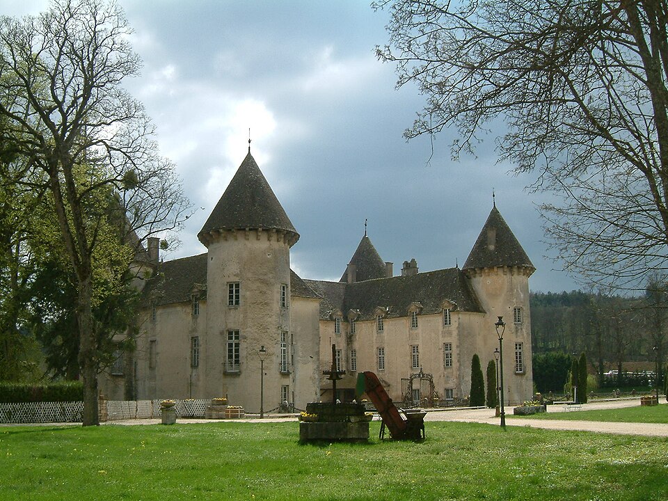 Château — Savigny — lès — Beaune 01