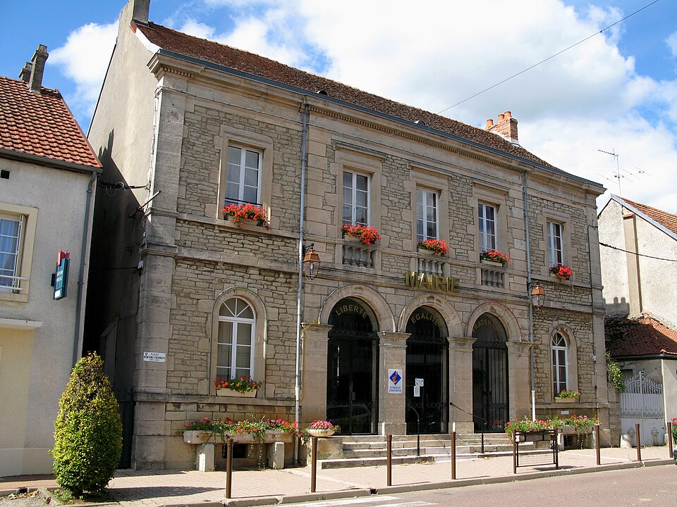 Sombernon (mairie) 6304