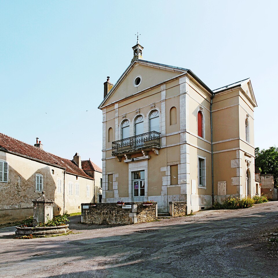 Viserny GR21 mairie IMG3620
