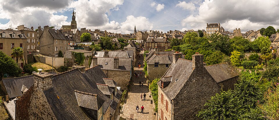 Dinan Panorama