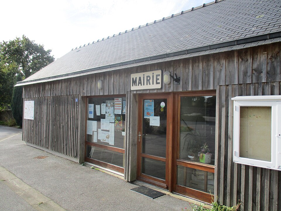 Mairie de Lescouët — Gouarec 02