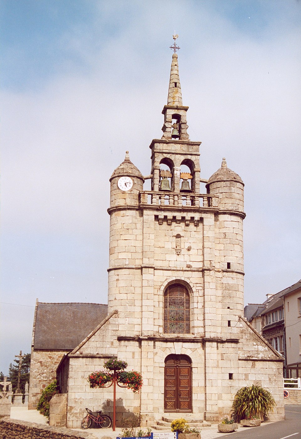 France Cotes D Armor Lezardrieux Eglise 01