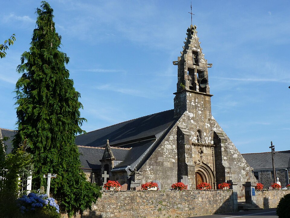 Église Saint — Hervé de Quemperven 1