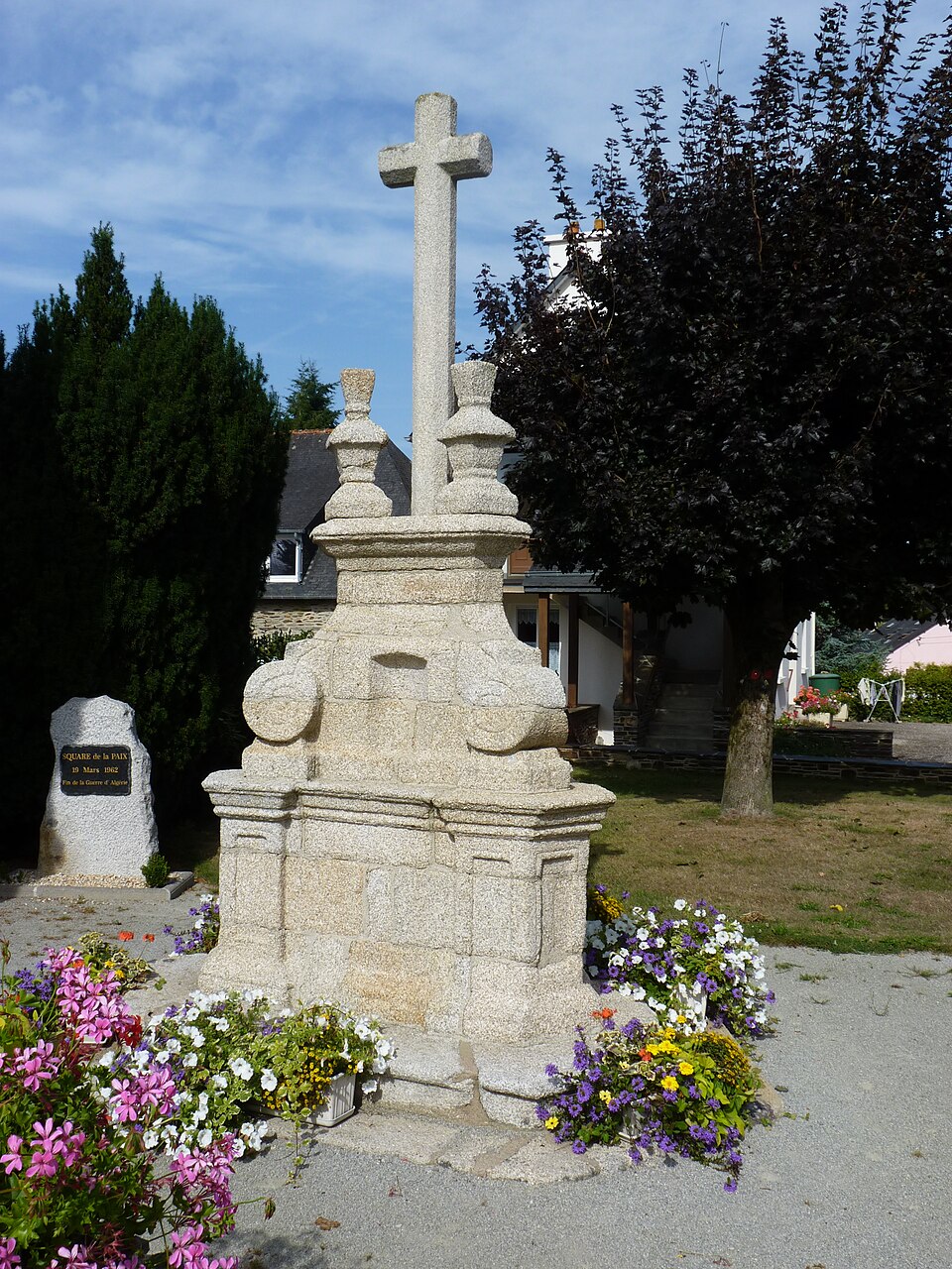 Croix de Saint — Thélo 01