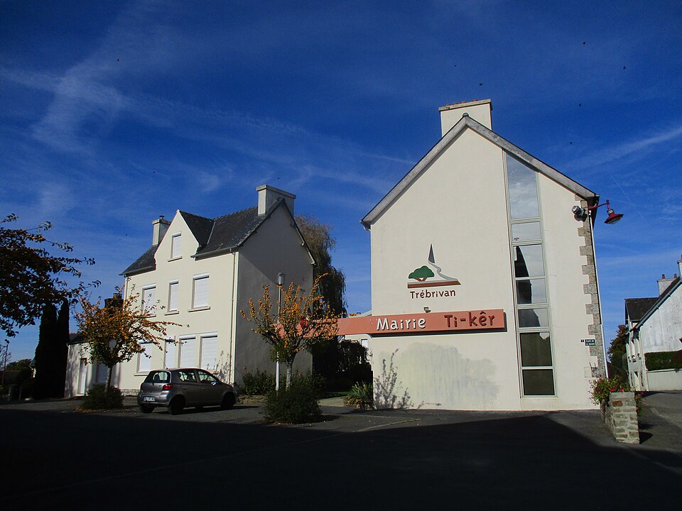 Mairie de Trébrivan