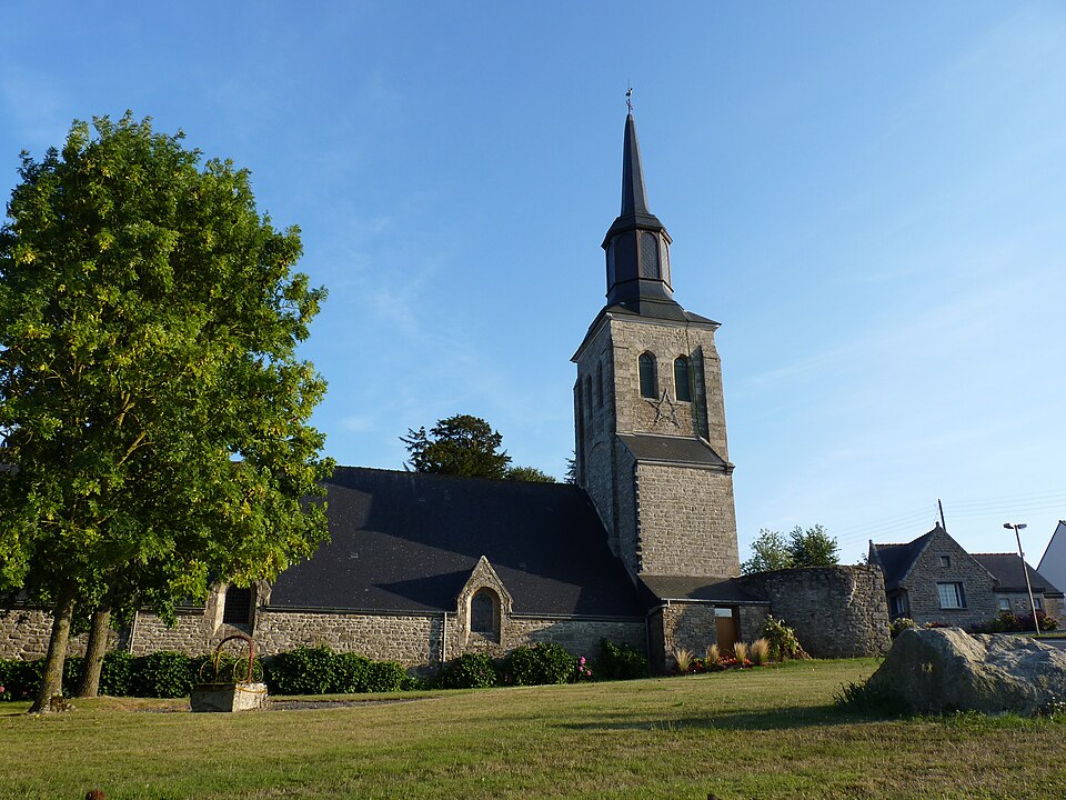 Église Saint — Pierre de Trédaniel 03