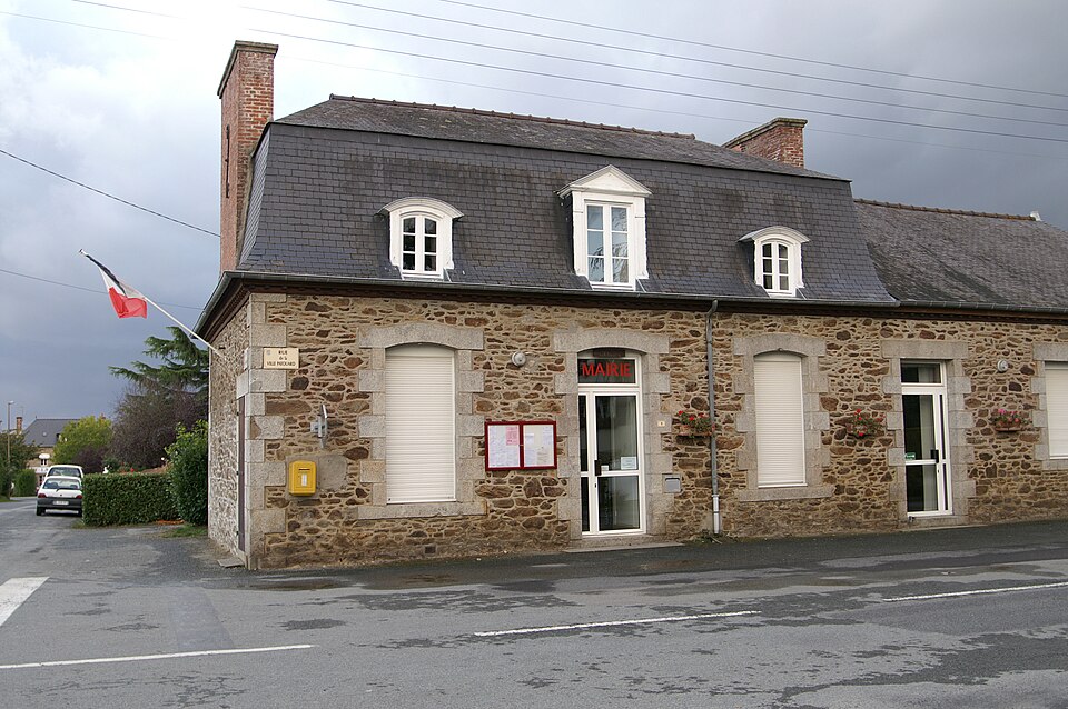 Tréméreuc — Mairie
