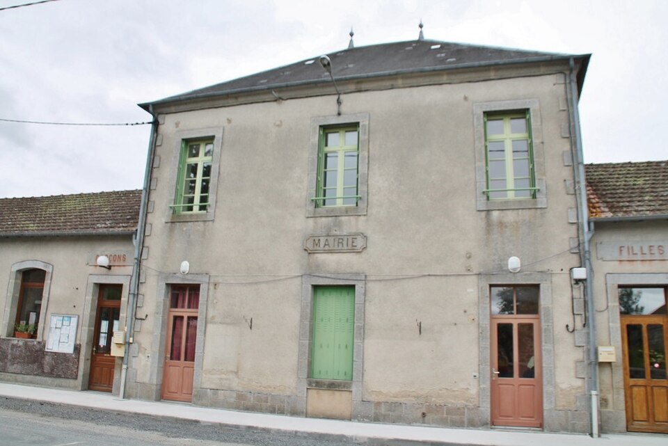 114 Pontcharraud (23260)