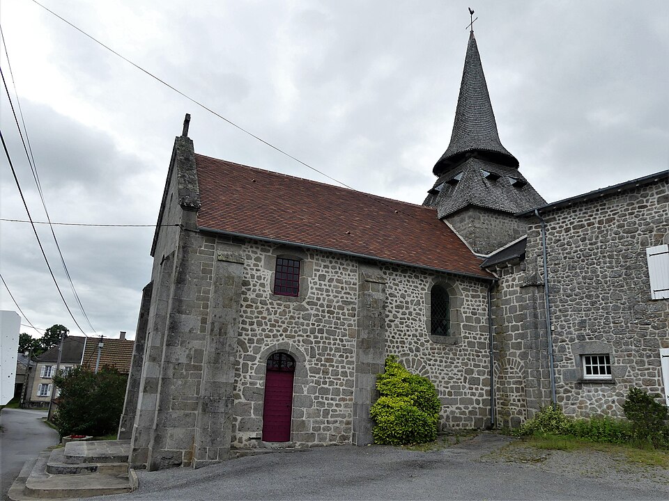 Saint — Alpinien église