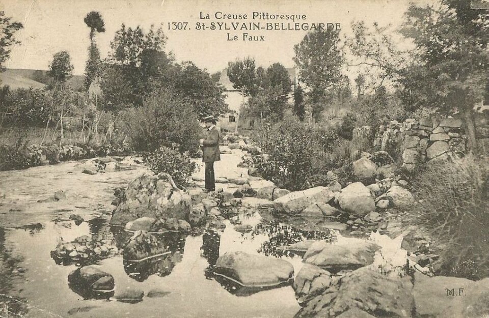 Saint — Silvain — Bellegarde Carte postale 10