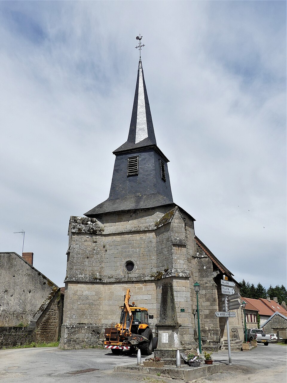 Saint — Yrieix — la — Montagne église (2)