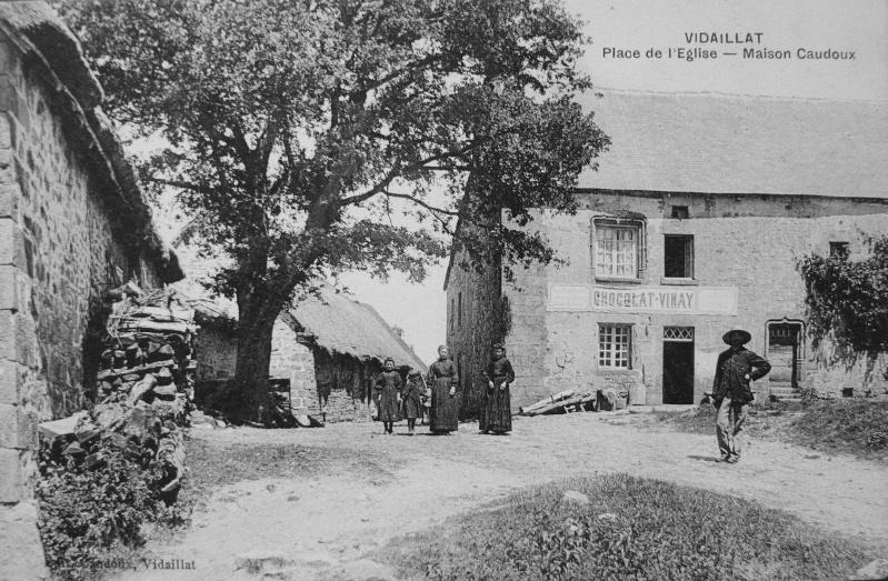 Vidaillat Carte postale 10