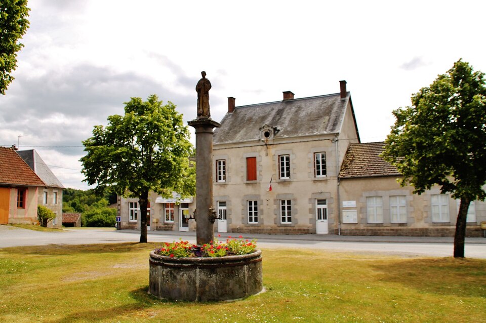 021 La Villetelle ( 23260 )