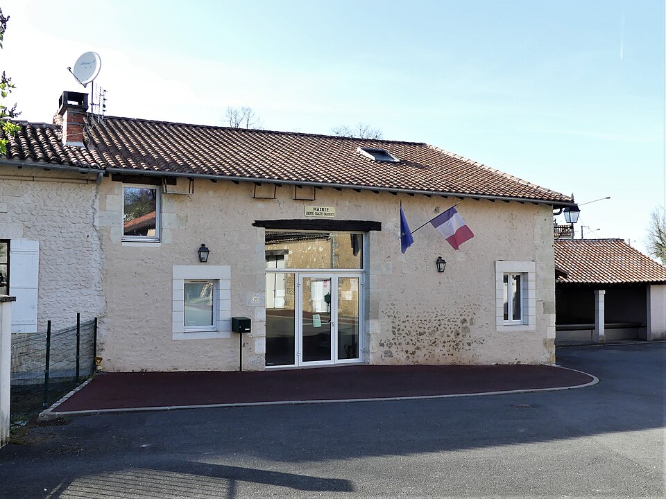 Bourg — du — Bost mairie