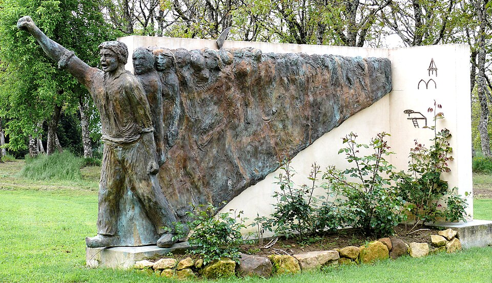 Capdrot — Monument des Coquants